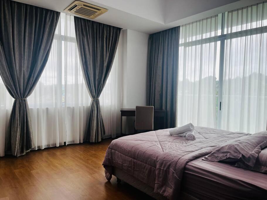 Bay Resort Condominium 3-Bedrooms With Swimming Pool Near The Seaside 米里 外观 照片